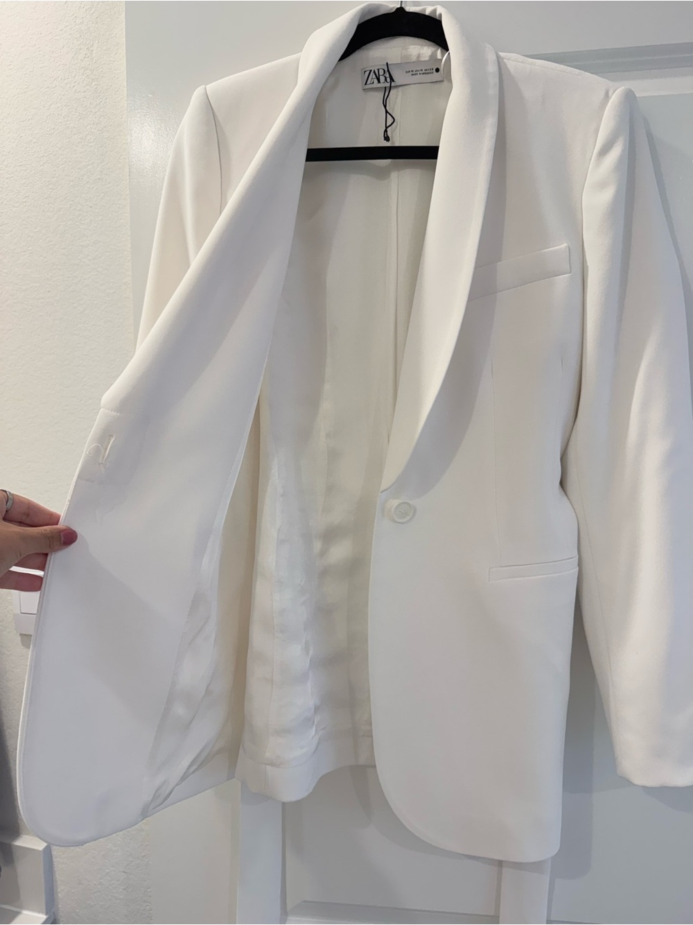 Zara Cream Shawl Collar Blazer - Picture 2 of 4